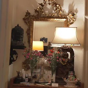 3* Bed and breakfast Crociferi
